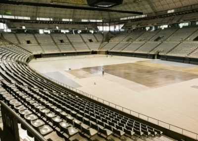 realizando-trabajo-pintado-palau-sant-jordi
