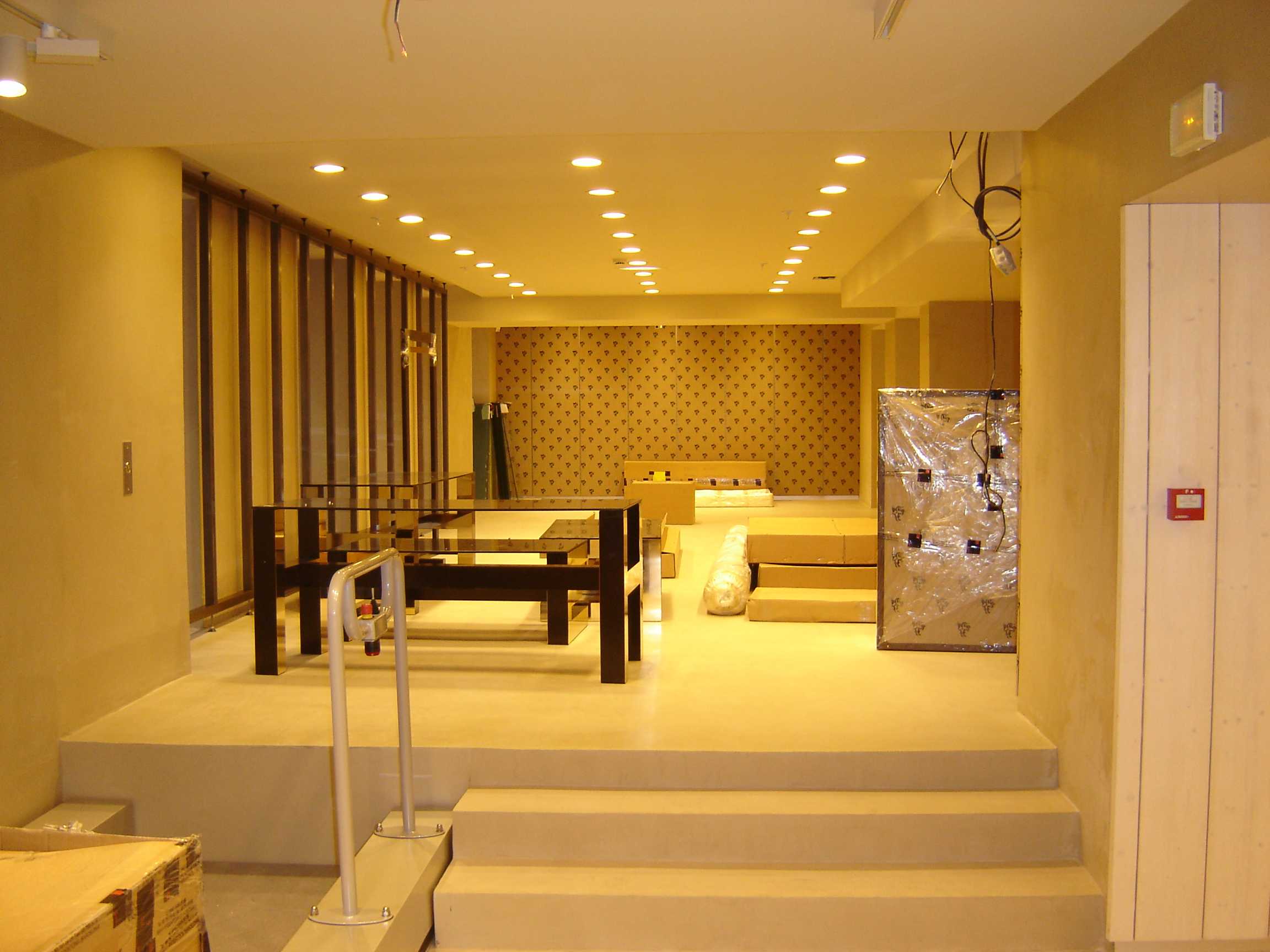 mango paris 1